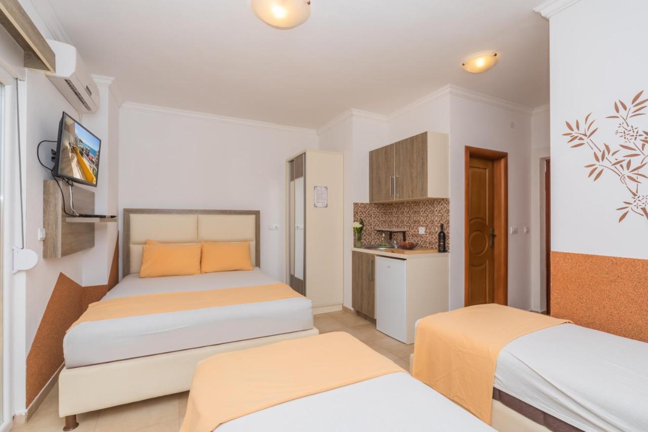 Apartments Dobra Voda Exterior photo
