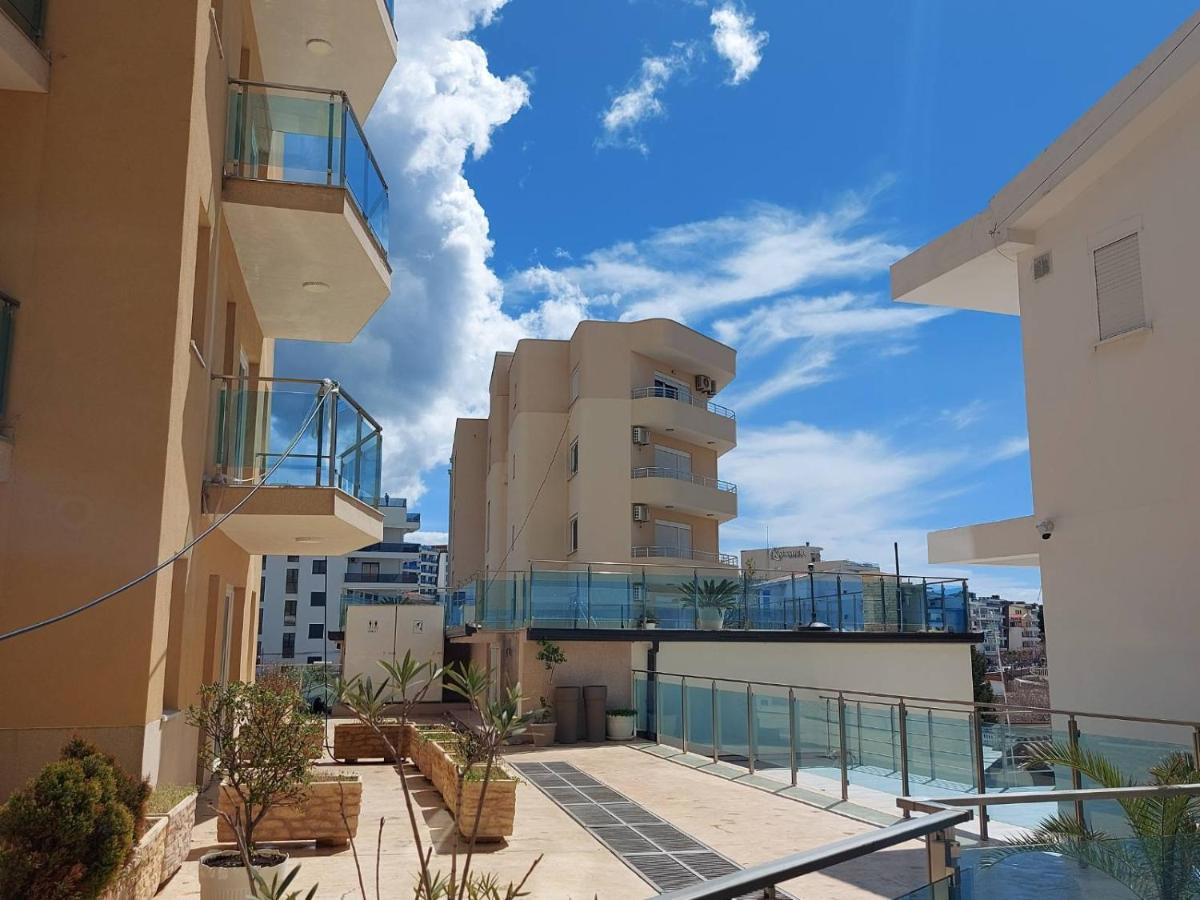 Apartments Dobra Voda Exterior photo