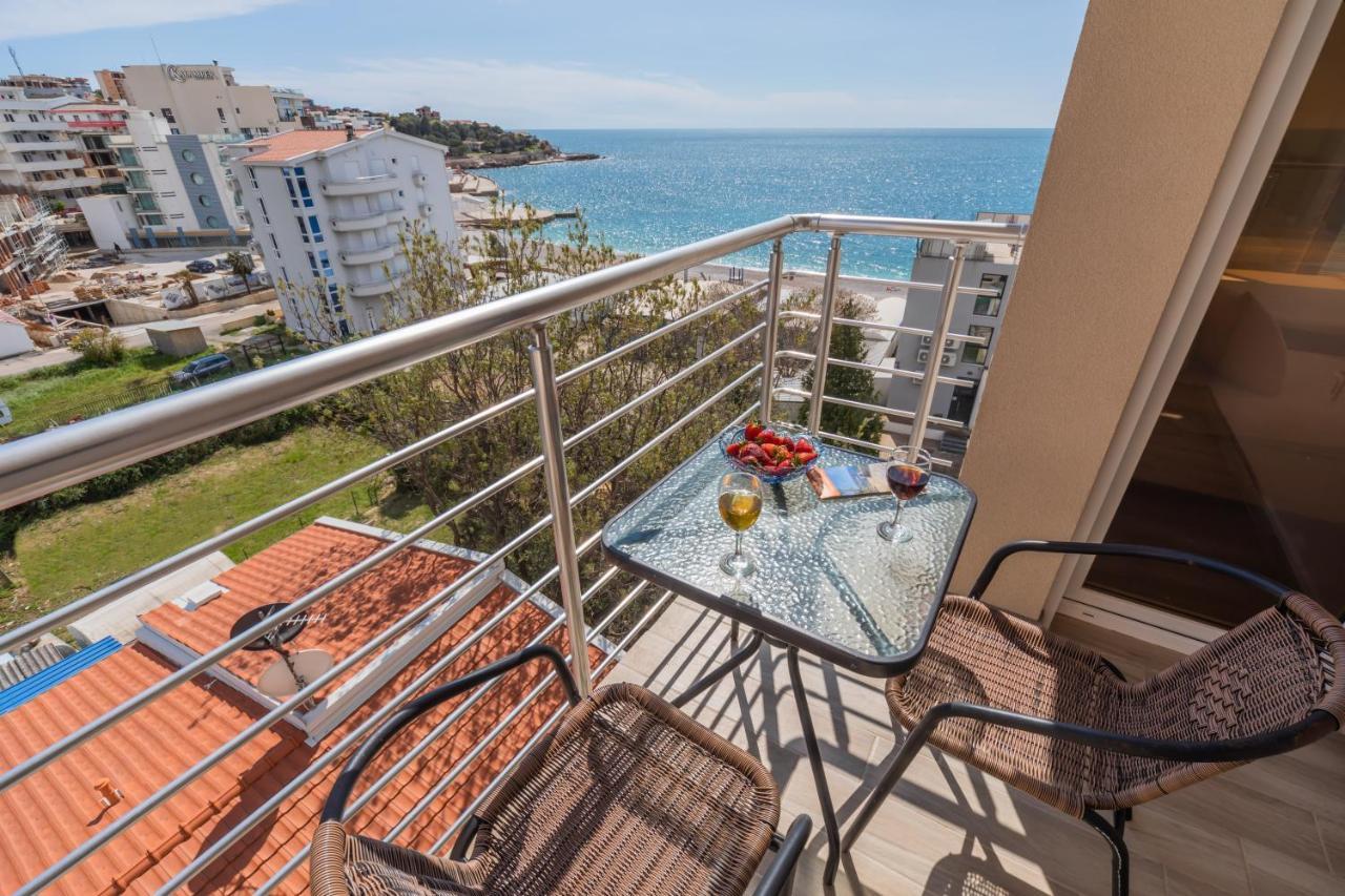 Apartments Dobra Voda Exterior photo