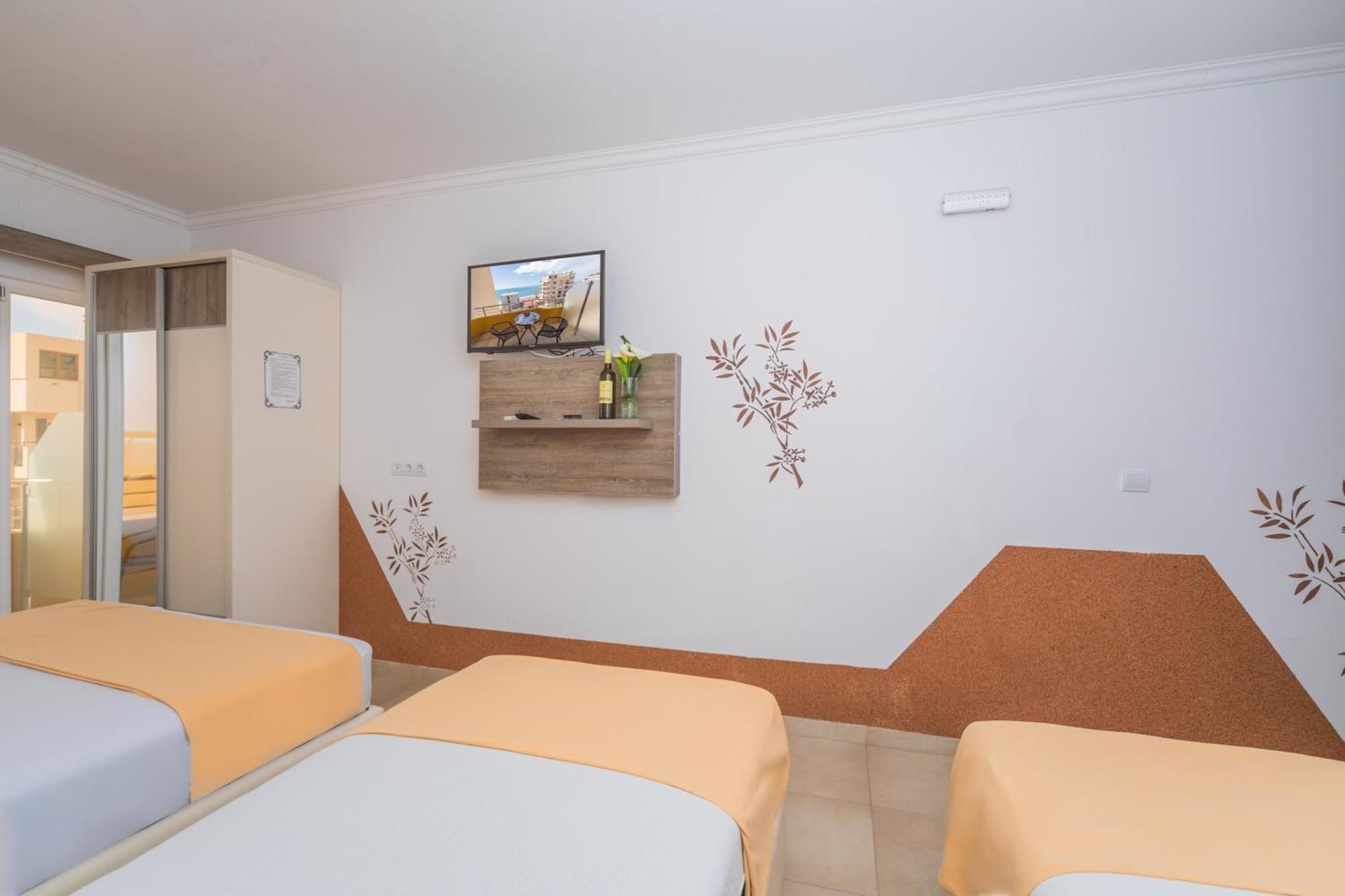 Apartments Dobra Voda Room photo