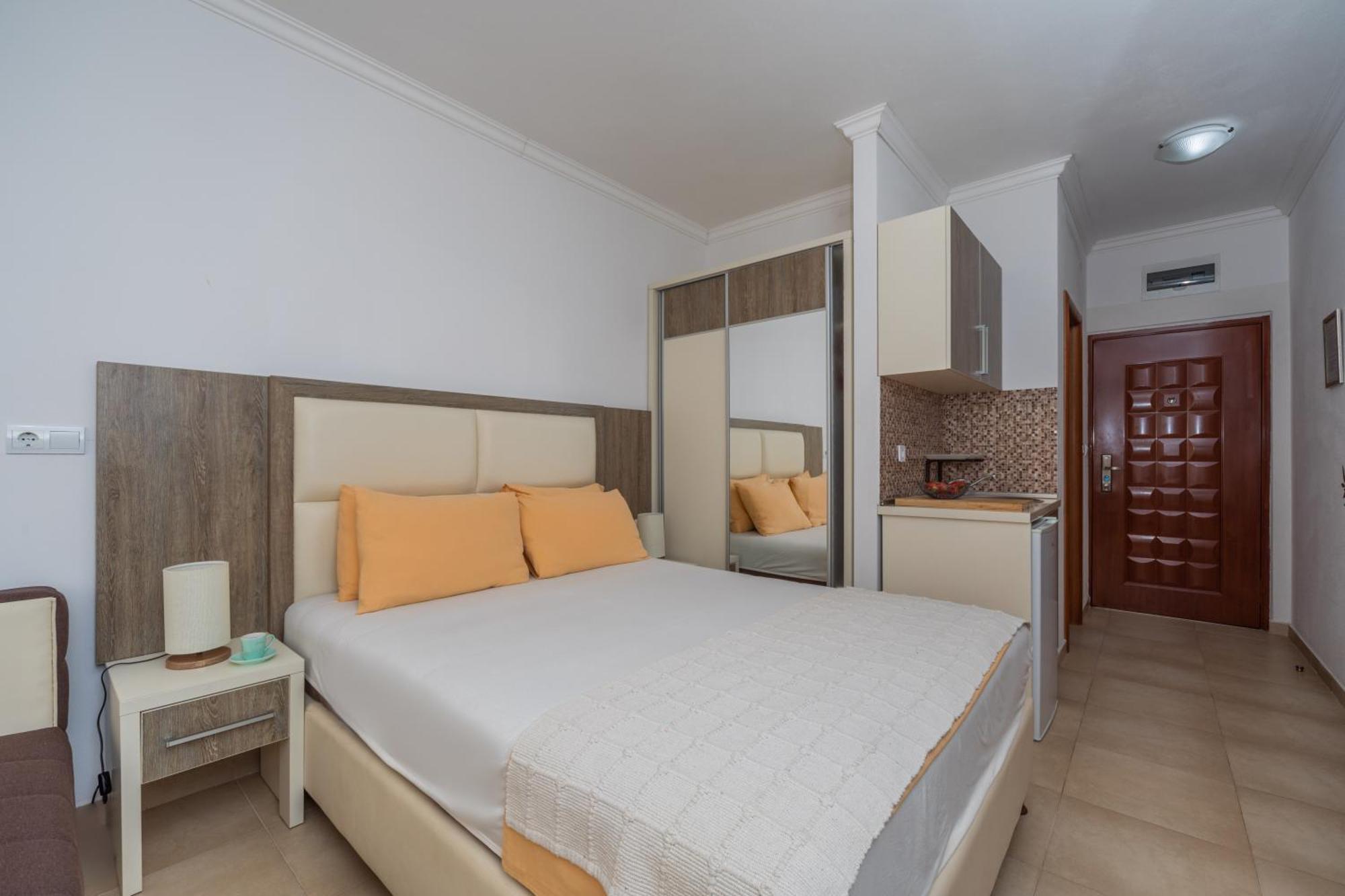 Apartments Dobra Voda Room photo