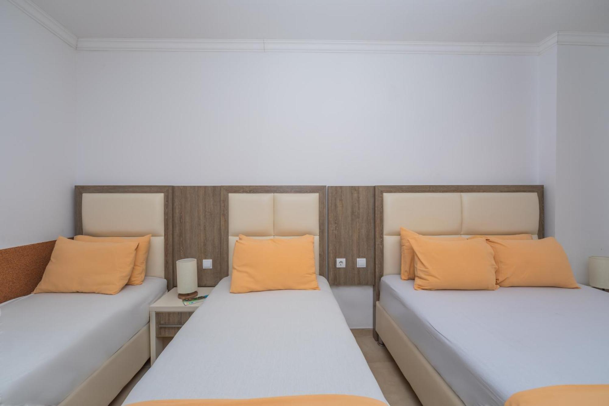 Apartments Dobra Voda Room photo