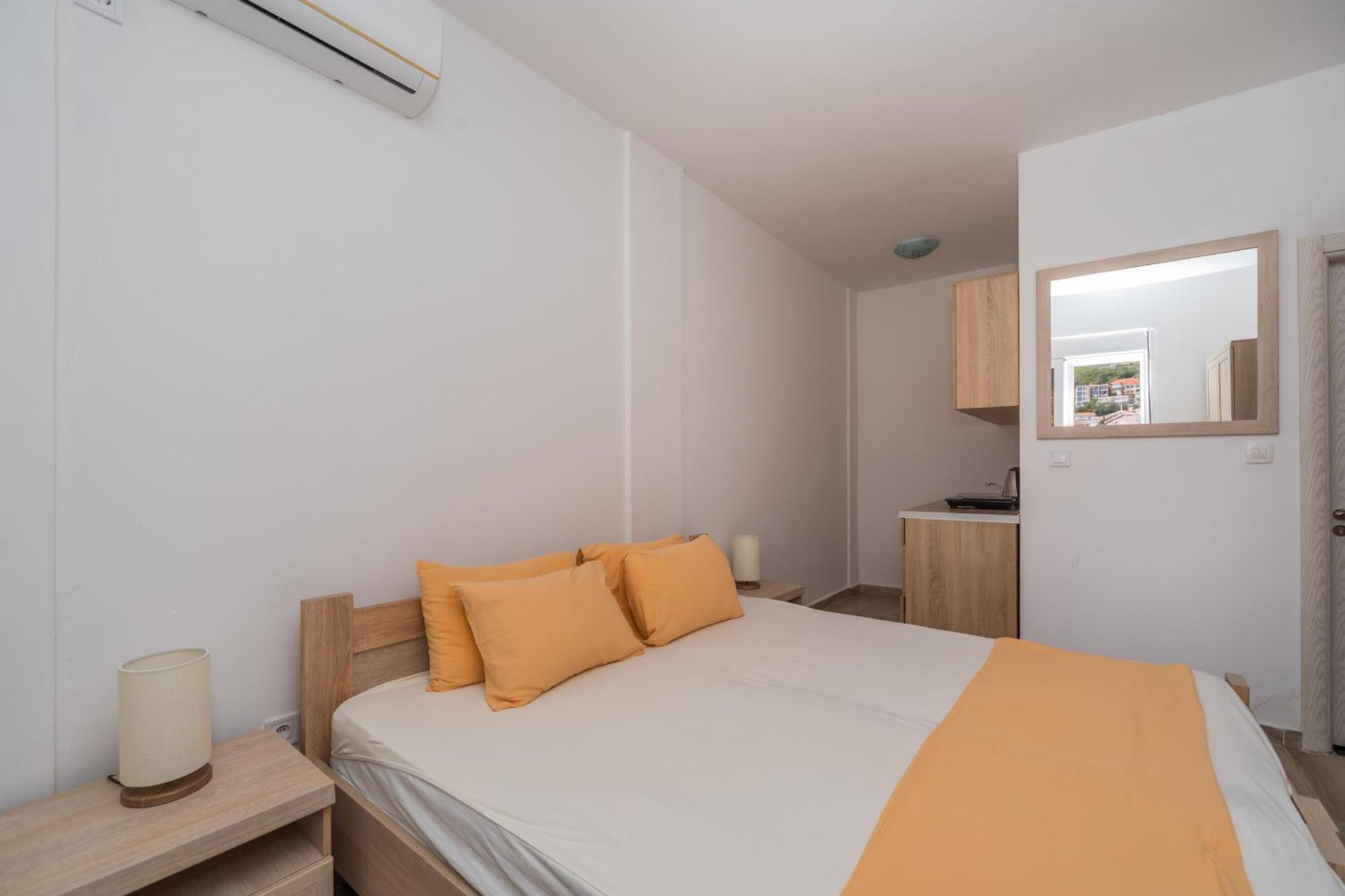 Apartments Dobra Voda Room photo