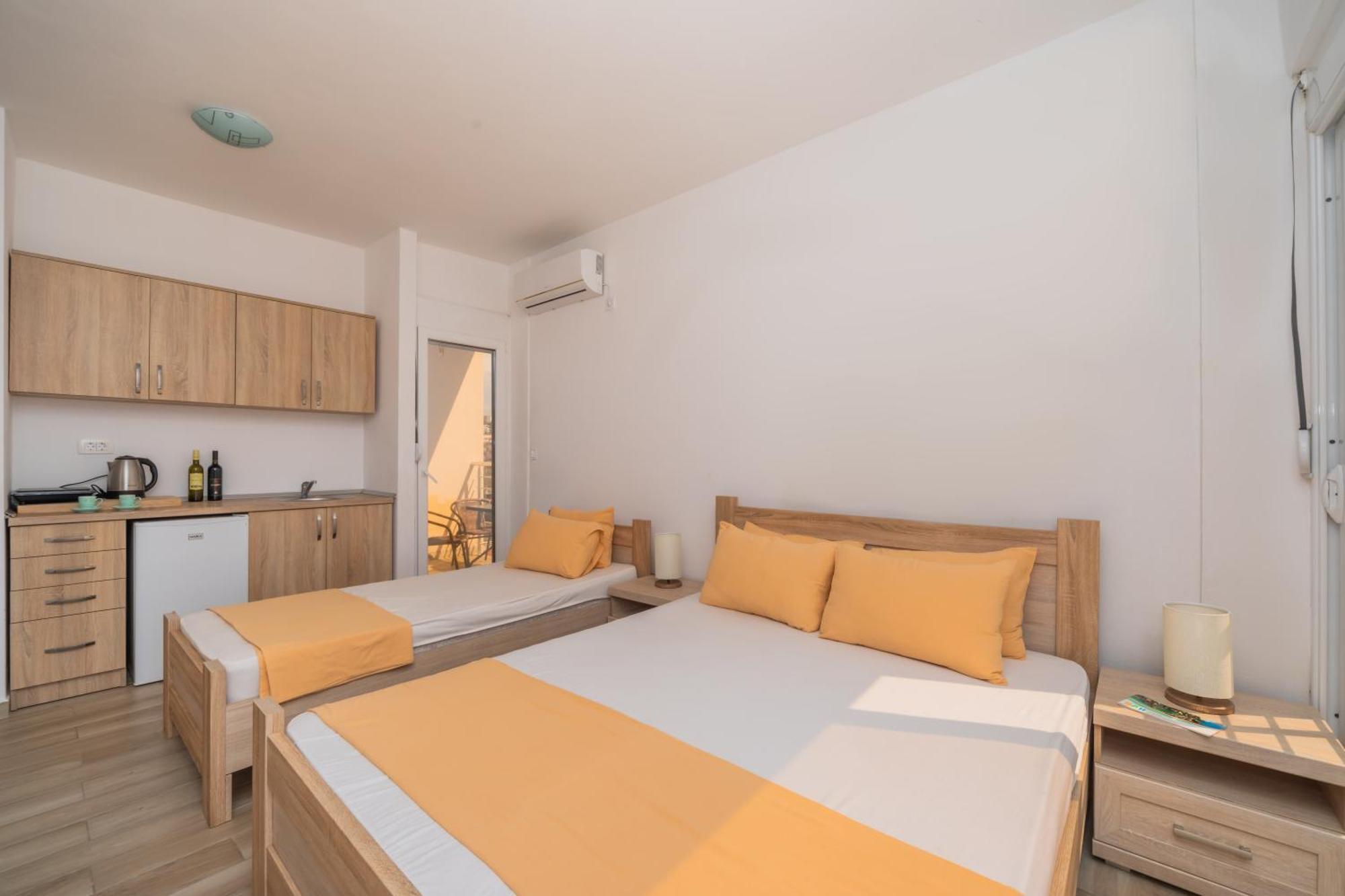 Apartments Dobra Voda Room photo